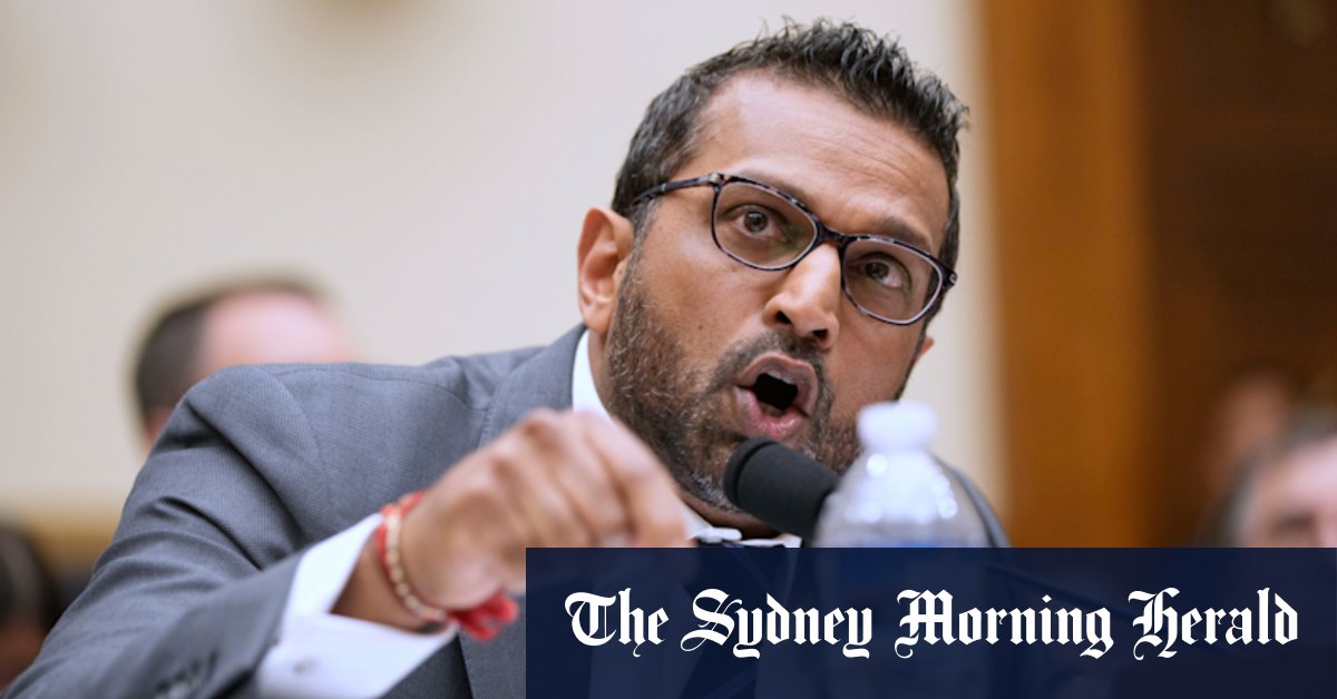 FBI director refuses to answer key Trump-Epstein question seven times