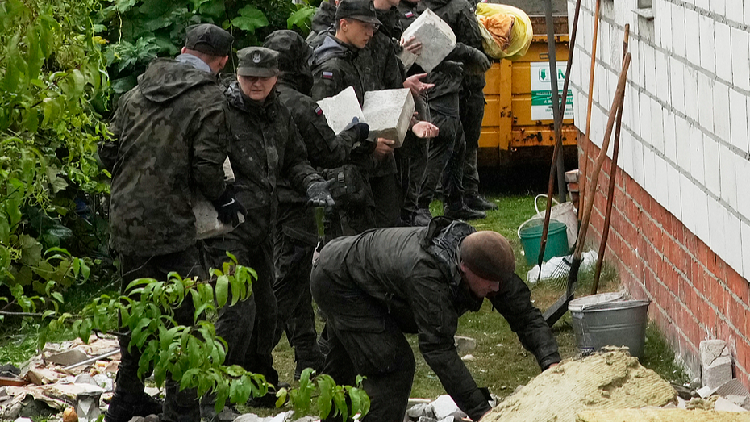 Romania, Poland scramble aircraft as drones strike Ukraine