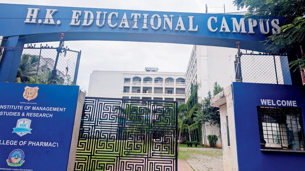 Mumbai: Jogeshwari pharmacy college in trouble again for overcharging students