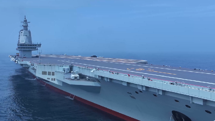 China's aircraft carrier Fujian heads to South China Sea for tests
